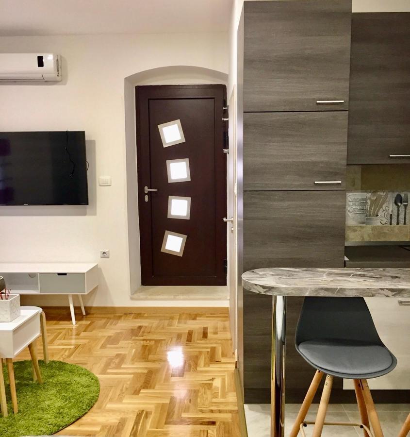 Sweet Studio Apartment Living In Rijeka Exterior photo